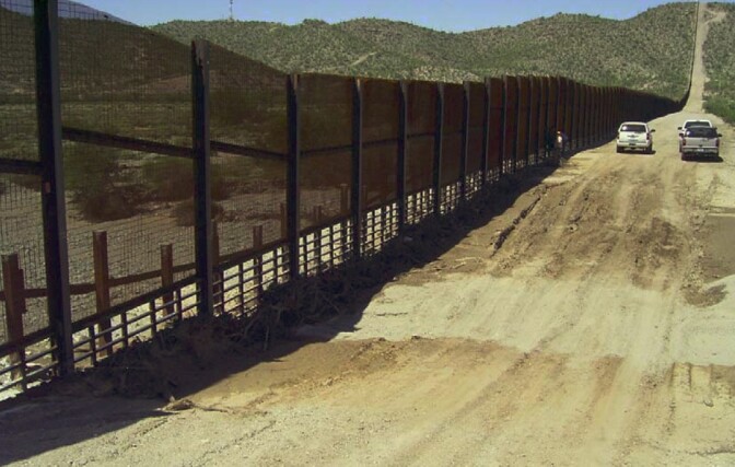 organ-pipe-fence-5-10-16.jpg