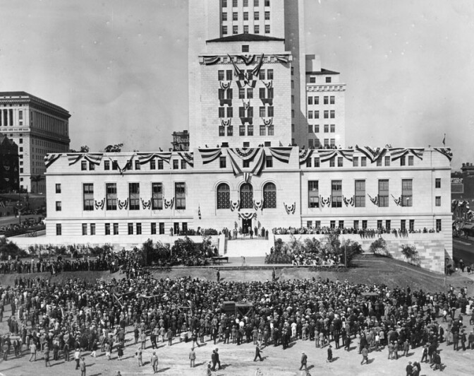 A view of the dedication ceremony for the Los Angeles City Hall in 1928