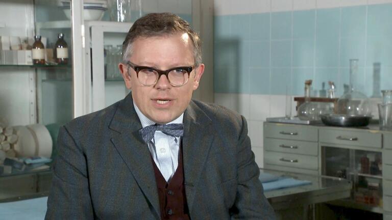 James Bradshaw on Dr. Max DeBryn