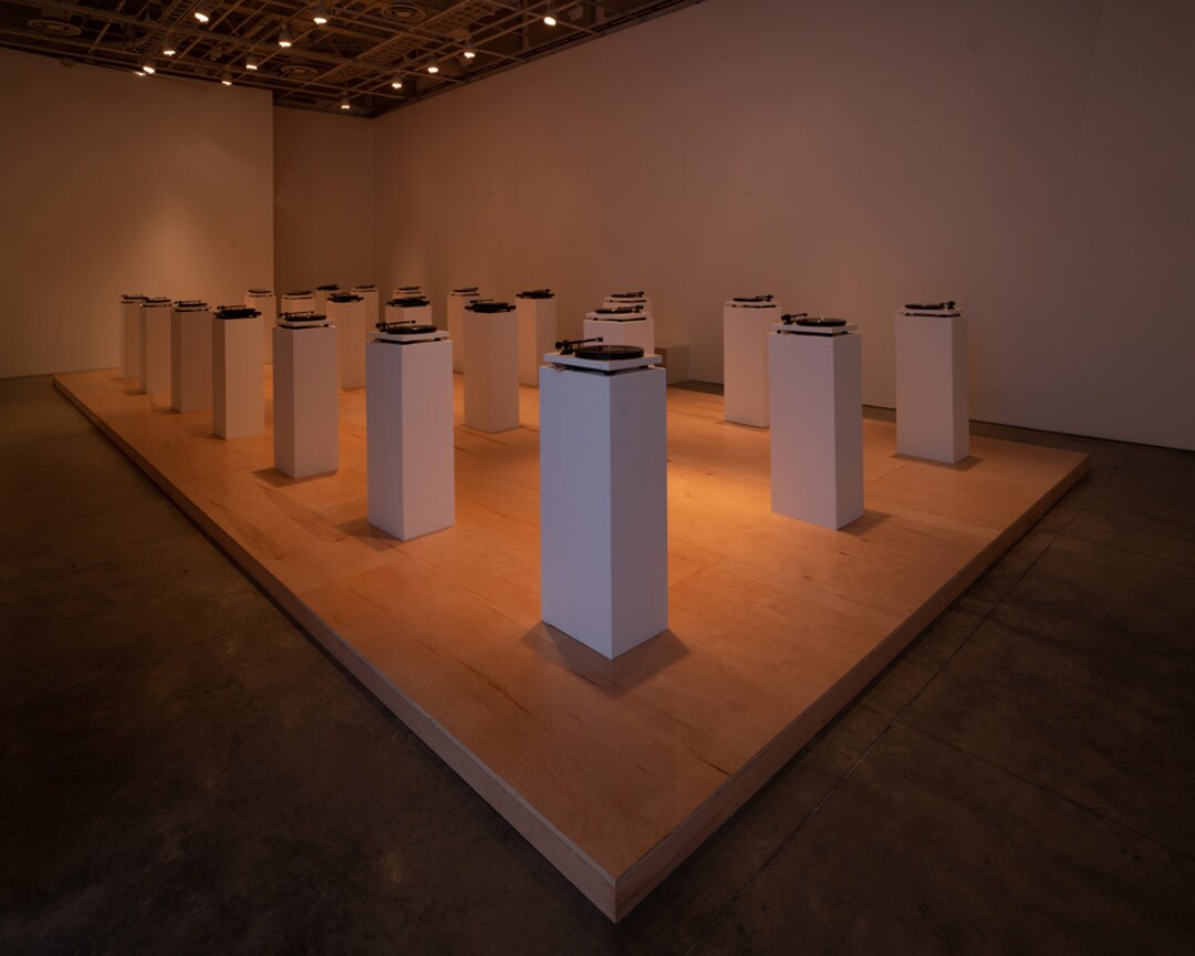 lauren woods, installation view of “American Monument” at the Beall Center for Art and Technology at UC Irvine. Courtesy of lauren woods, the Beall Center for Art and Technology at UCI, and the UC Regents. | David Familian