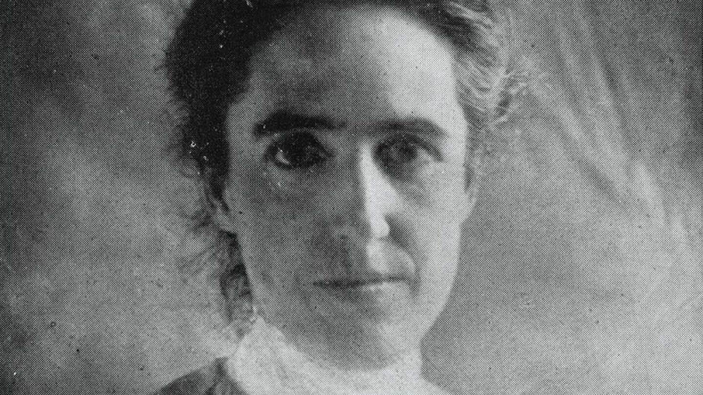 Henrietta Leavitt c. 1898 at about 30 years old | Center for Astrophysics, Harvard & Smithsonian, Photographic Glass Plate Collection