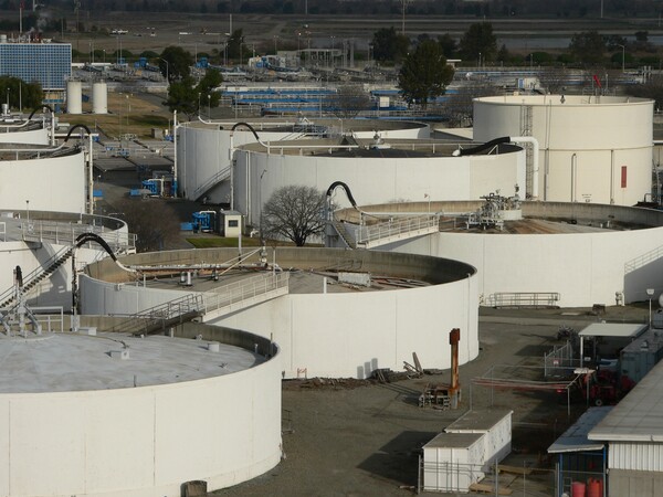 Digester-Tanks-SJSC-9-28-12-thumb-600x450-36977