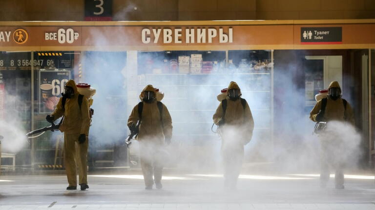 In Russia, doctors treating COVID-19 pay a deadly price