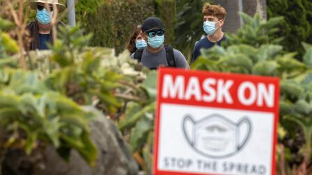 U.S. health officials acknowledge delays in virus testing