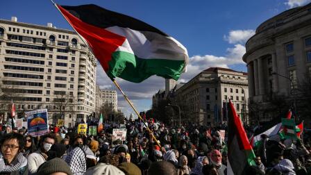 Protesters pressure city councils for U.S. action on Gaza