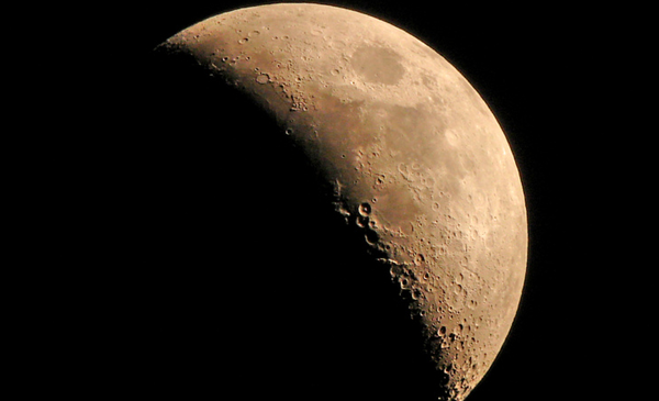 moon-10-28-13-thumb-600x365-62645