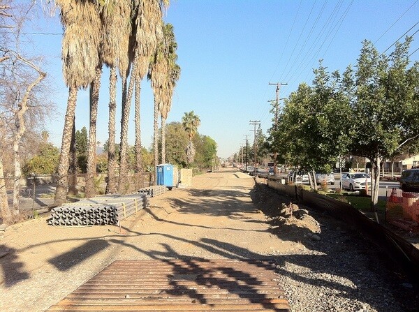 Close to Duarte Station