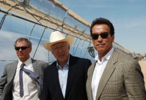 Steve Black, Ken Salazar, and Arnold Schwarzenegger tour NextEra's Harper Lake solar facility | Photo: Courtesy House Natural Resources Committee