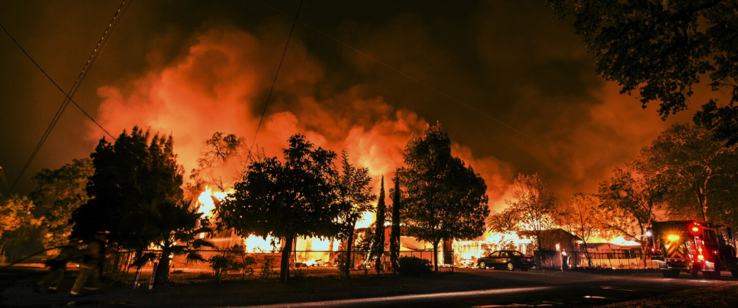 Fire Chasers: Homes on Fire