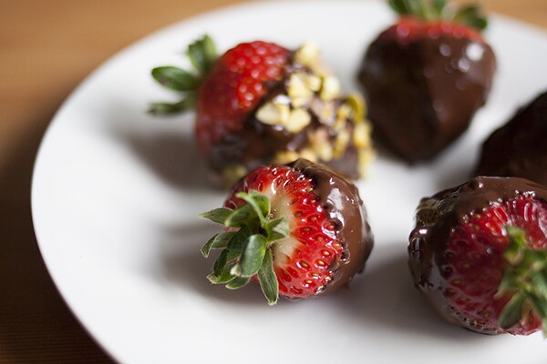 chocolate-covered-strawberries-small