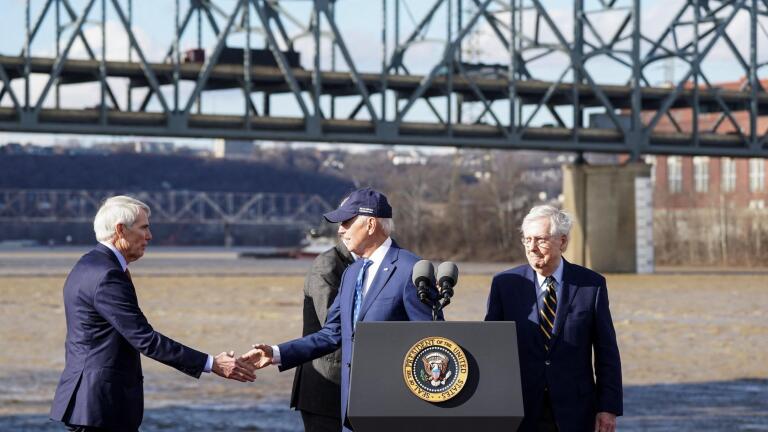 Biden's show of bipartisanship in the divided government