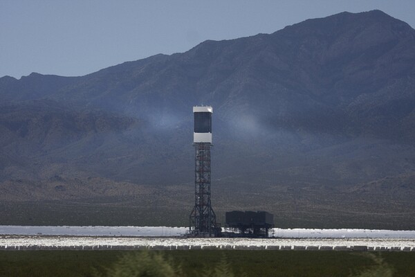 ivanpah-solar-goes-online-or-not-1-30-14-thumb-600x400-67859
