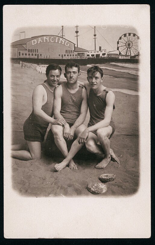 Venice_photo_postcard_3_man