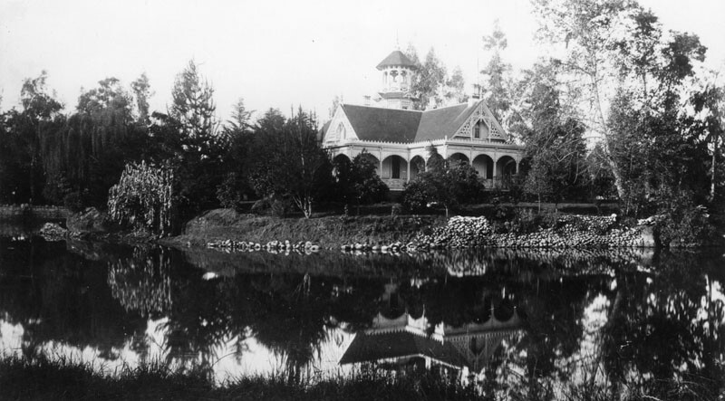 Queen Anne's Cottage | Photo: Los Angeles Public Library