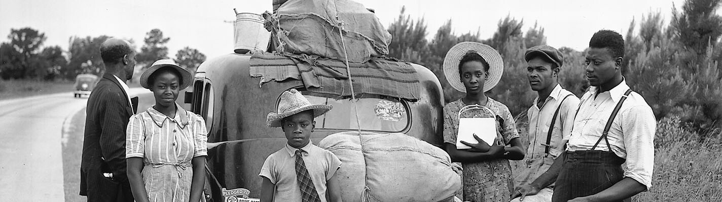 Travelers on the Road, B&W