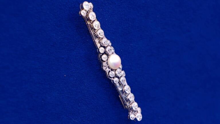 Appraisal: Pearl, Diamond & Platinum Brooch, ca. 1910