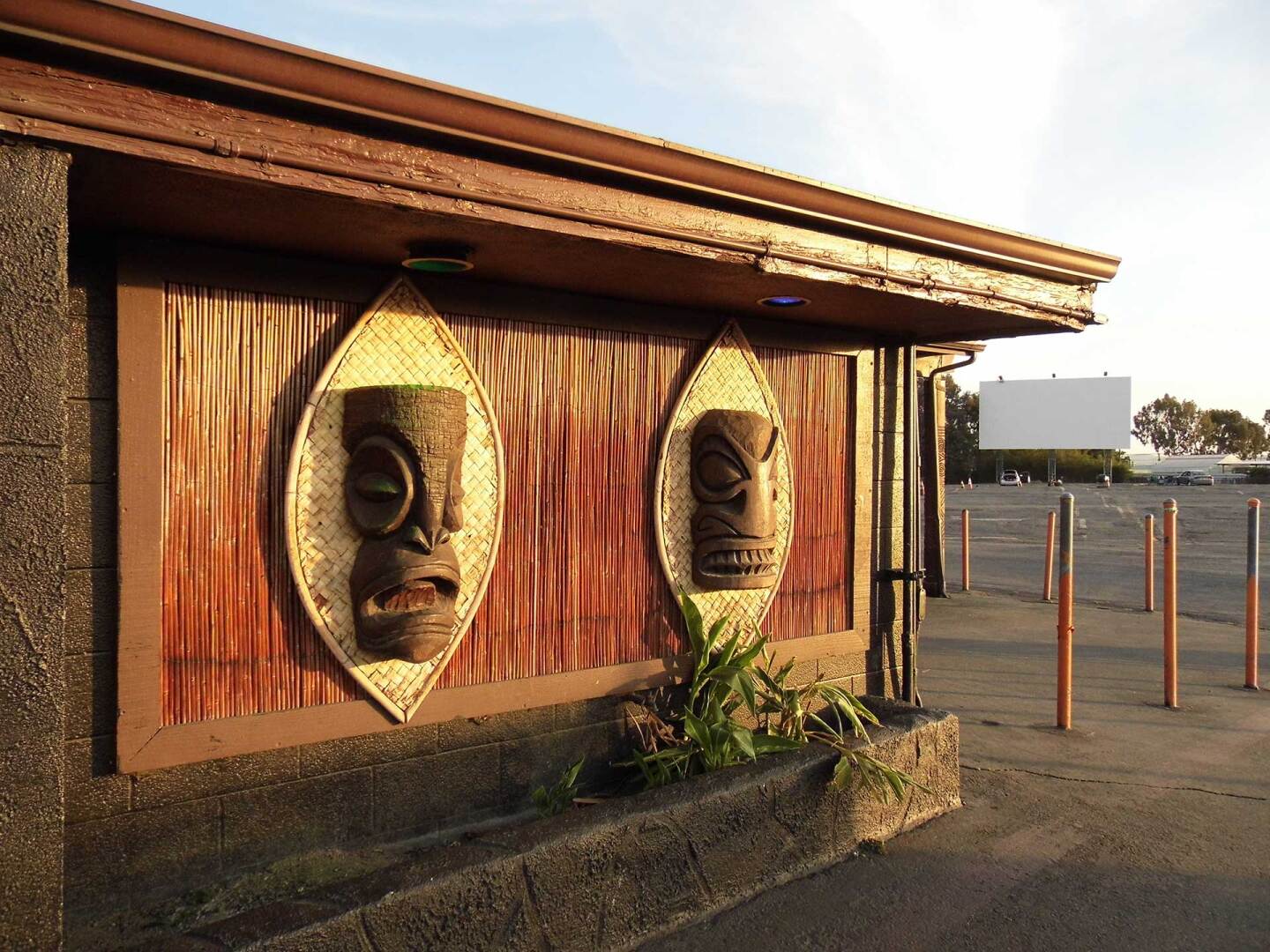 Mission Tiki Drive-In | Sandi Hemmerlein