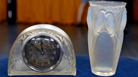 Appraisal: René Lalique Clock & Vase
