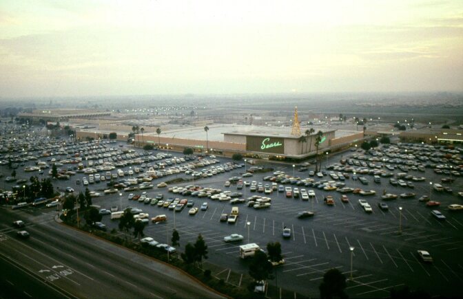 South Coast Plaza exterior