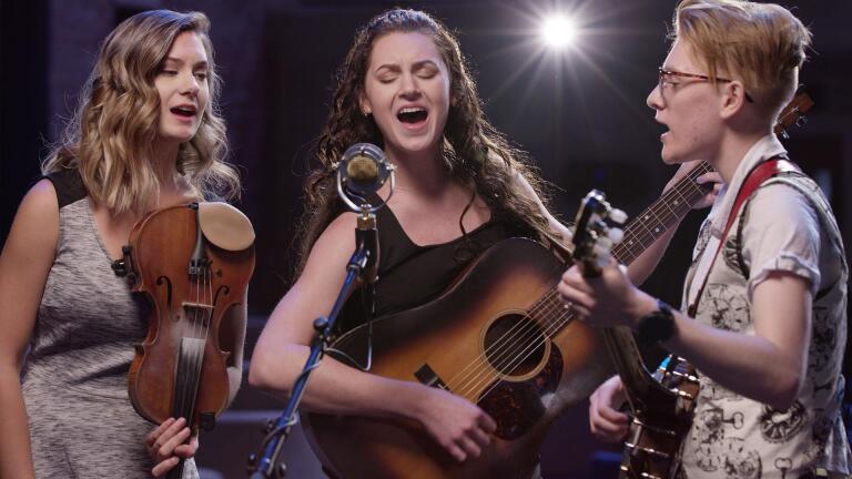 The Burnett Sisters and Willow Dillon