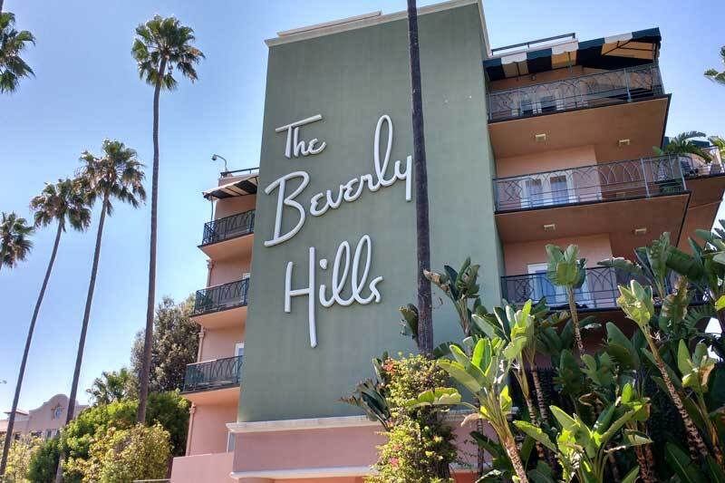 The Beverly Hills Hotel facade. | Alex Millauer/Shutterstock