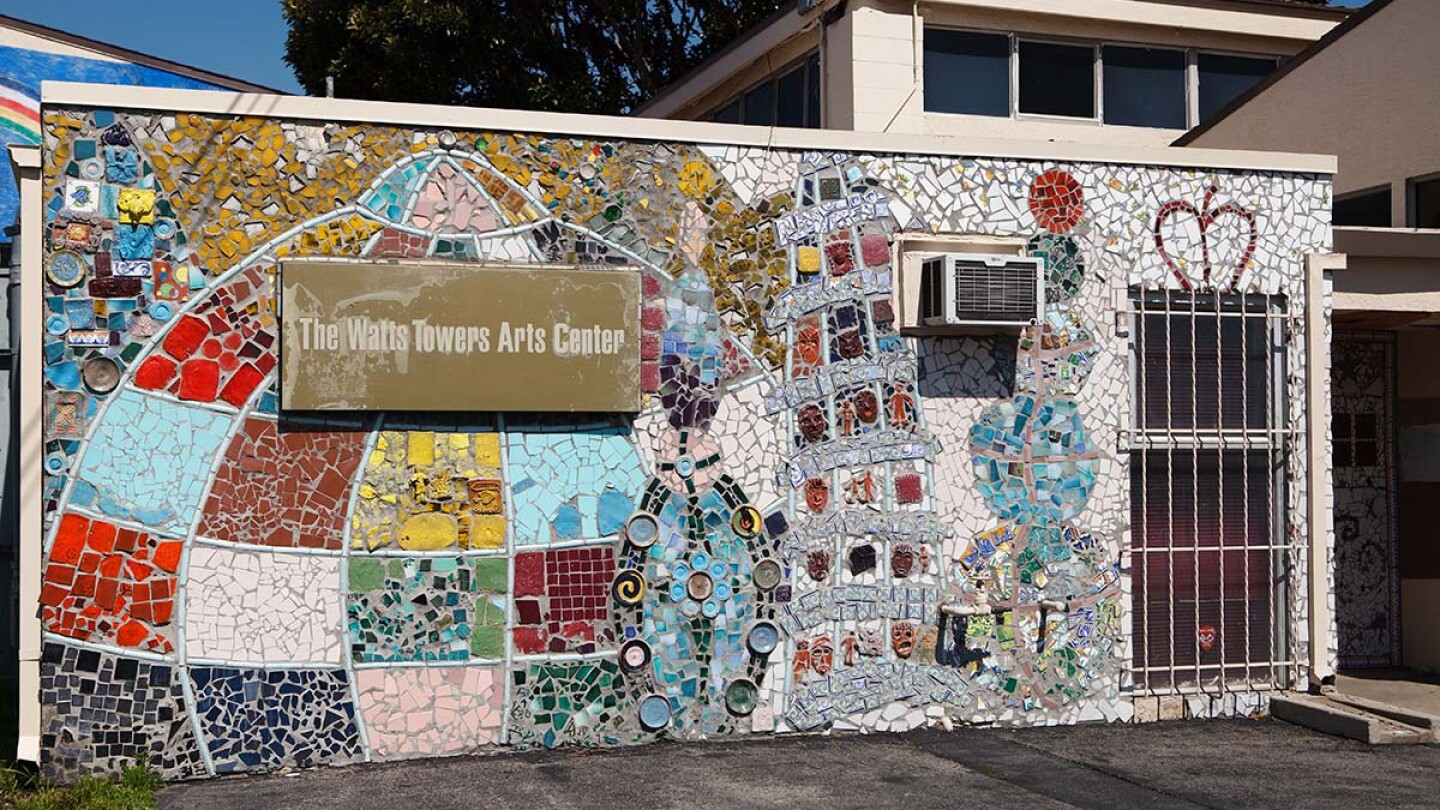 Watts Towers Art Center | mirsasha/Flickr/Creative Commons (CC BY-NC-ND 2.0)