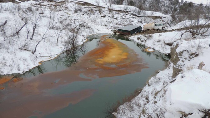 Spilled crude in Ash Coulee Creek in 2016 | Photo: ND Department of Health
