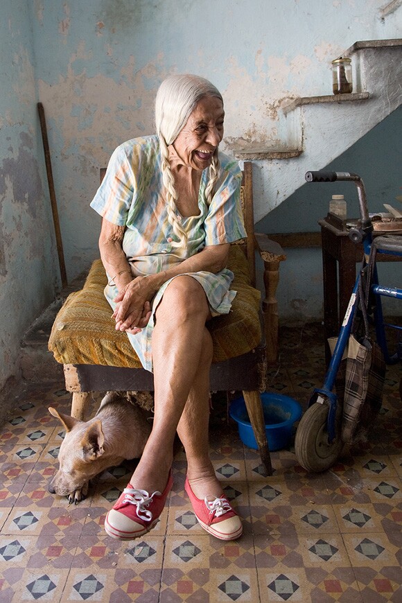 Angelina (92 year old living alone) Havana, Cuba | Photo: Courtesy of Sky Bergman.