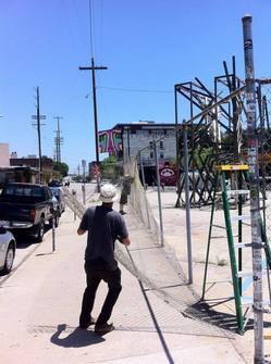 Fence comes down I Photo by Jonathan Jerald