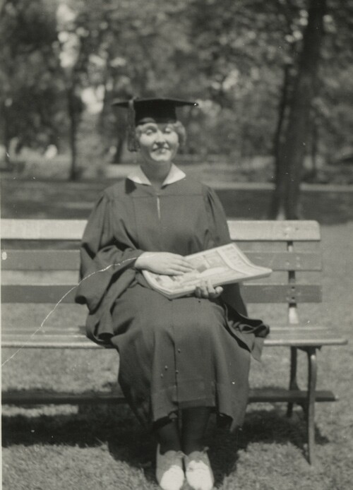 Edith Heath on her graduation day | Courtesy of the Environmental Design Archives at UC Berkeley