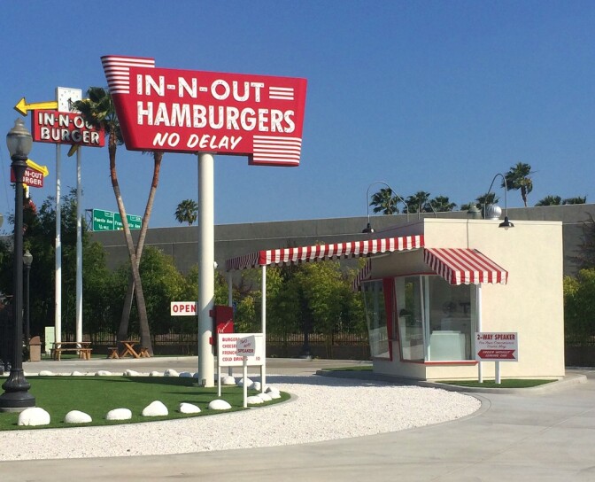 In n' Out Meares (4)
