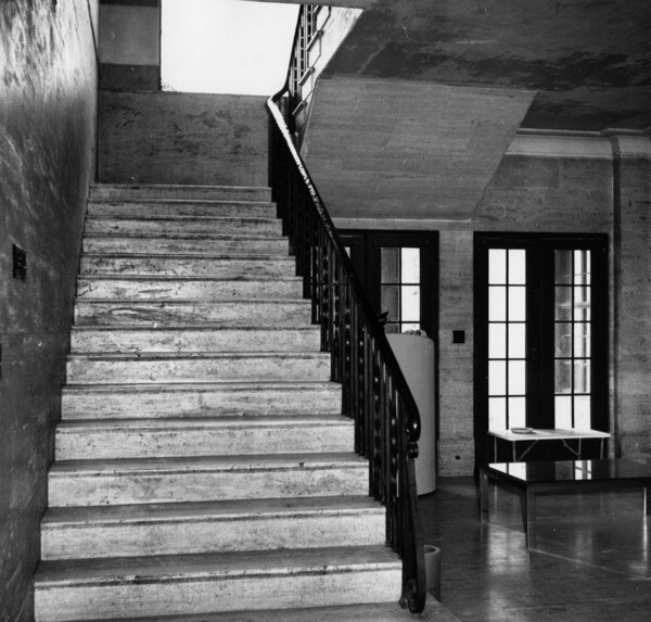 Photo: Security Pacific National Bank Collection, courtesy of the Los Angeles Public Library