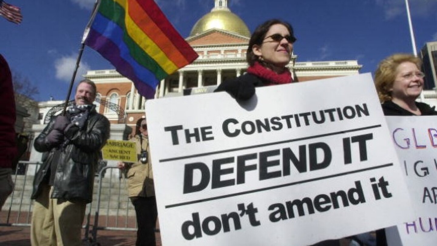 Protestors in favor of the right of gays to marry stand outside the Massachusetts State House in 2004 during Presidential Candidate Mitt Romney's term as Governor. | Photo: Michael Springer/Getty Images