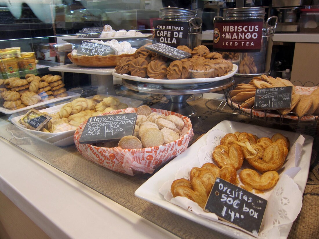 La Monarca food