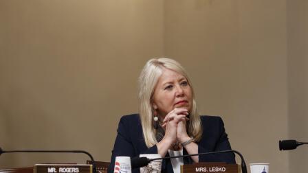 Why it's so hard to get Republican women in Congress