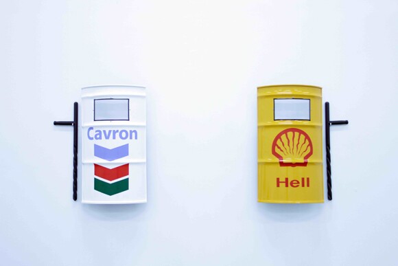 Marco Ramirez ERRE, Petrochinga, Riot shield made of a recycled oil barrel, 2014