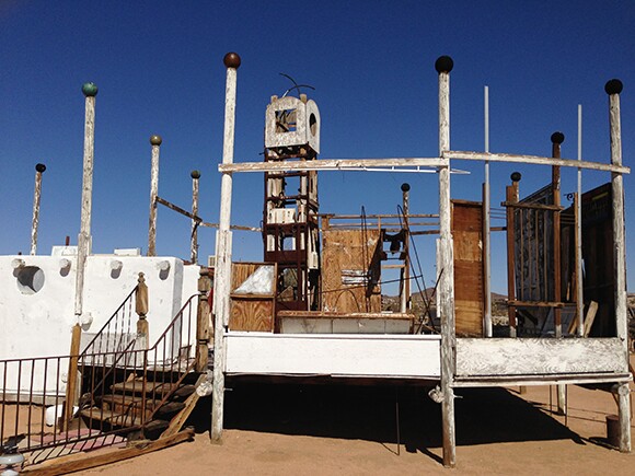 Outdoor Desert Art Museum of Assemblage Sculpture | Photo: Juan Devis.