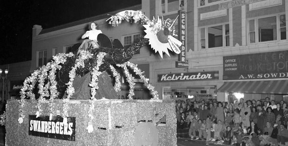 Photo: Courtesy of the Anaheim Public Library archives.