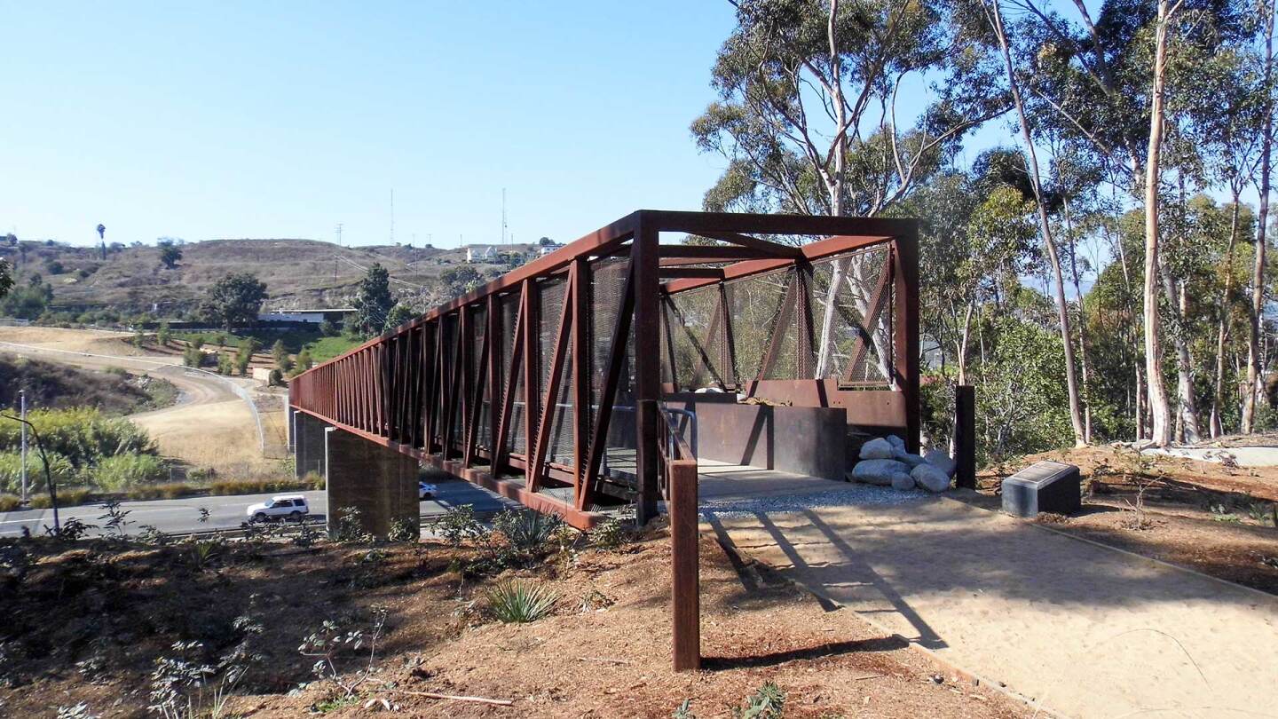 Entrance to the Park to Playa Regional Trail Pedestrian Bridge | Sandi Hemmerlein