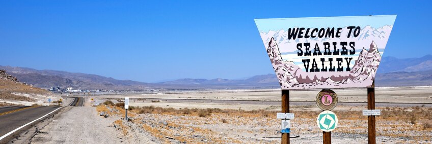 Searles Valley welcome sign. | Osceola Refetoff