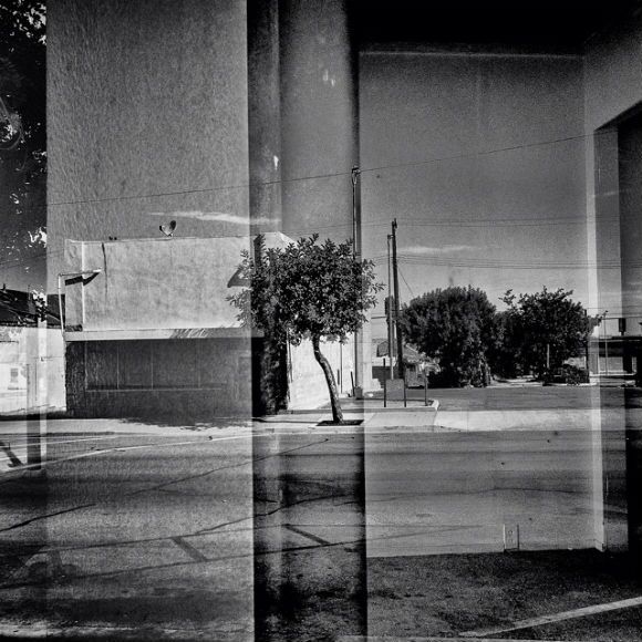 Storefront. Taft, CA. 35°8'31"N 119°27'21"W #geographyofpoverty | Photo: Matt Black
