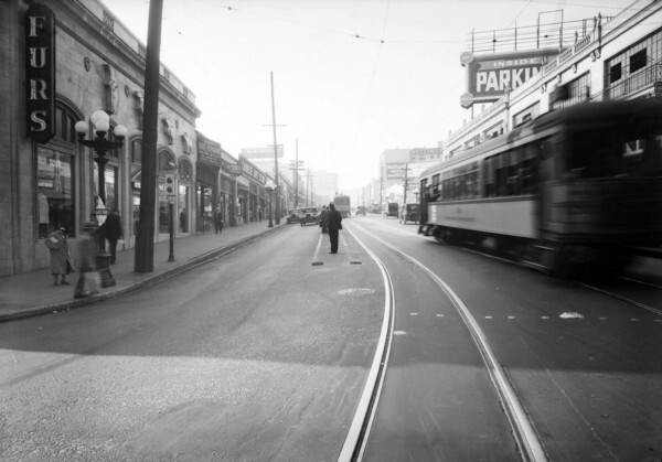 Intersection__West_7th_Street_and_South_Figueroa_Street_Los_Angeles_CA_1933_image_2.jpg