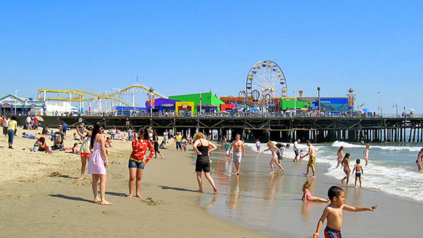 vfg-sm-pier.jpg